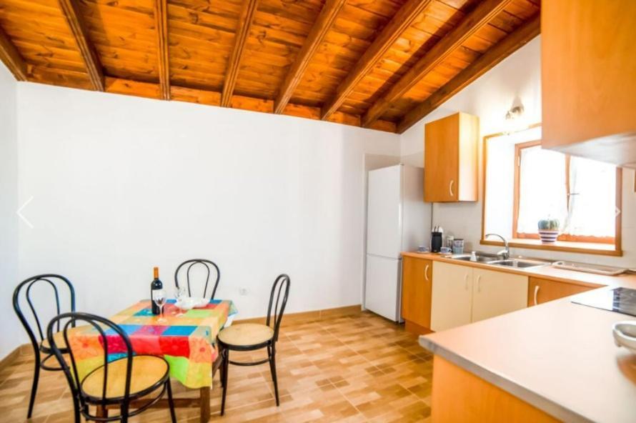 La Casa Del Bisa Villa Genovés Eksteriør billede